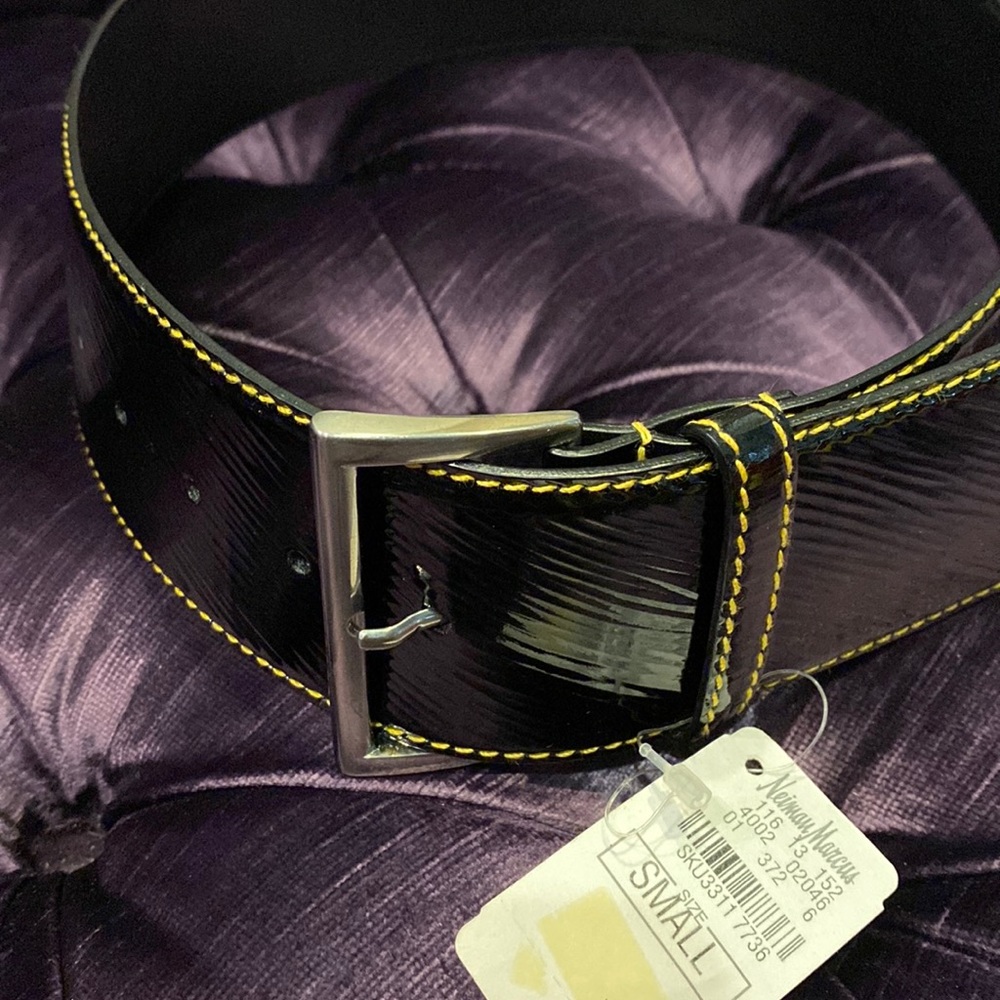 PRADA patent leather belt. Stunning. Size small. NWT